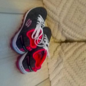 Skechers Skech-air memory foam.  Black and pink.  Women's size 7.  Style #12109